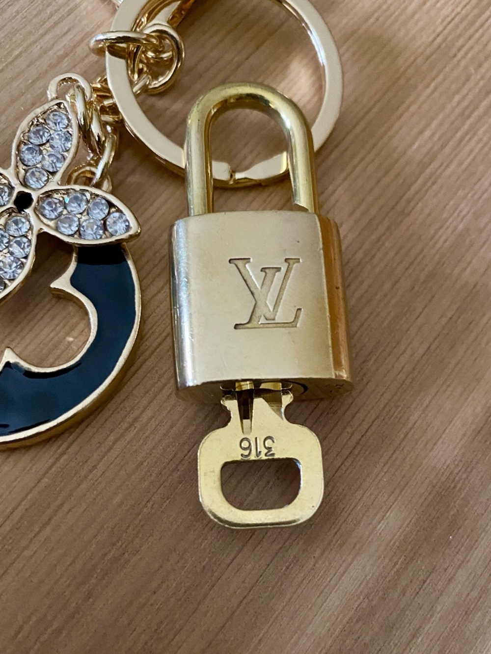 Authentic Louis Vuitton Padlock & Key Set #316 + Free Gift Charm - Picture 2 of 5